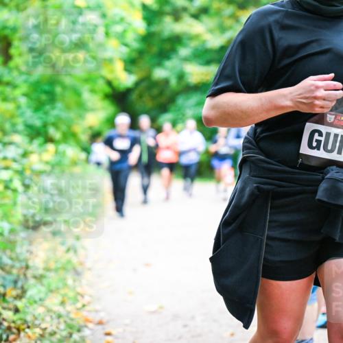 12.10.2025 - Bramfelder Halbmarathon 2025 Dr. Thomas Lammeyer http://msf.ph/oto/9356868 12.10.2025 10:59:03 Laufen 34 meine-sportfotos.de
