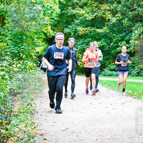 12.10.2025 - Bramfelder Halbmarathon 2025 Dr. Thomas Lammeyer http://msf.ph/oto/9356884 12.10.2025 10:59:06 Laufen 2996, 2269, 67, 2409 meine-sportfotos.de