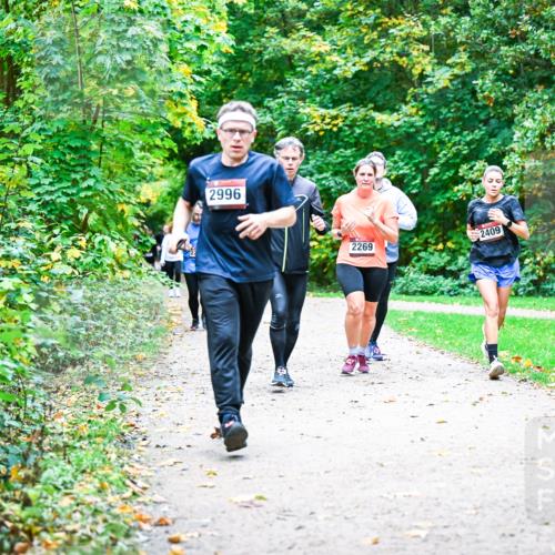 12.10.2025 - Bramfelder Halbmarathon 2025 Dr. Thomas Lammeyer http://msf.ph/oto/9356886 12.10.2025 10:59:06 Laufen 22, 2996, 2269, 2409 meine-sportfotos.de