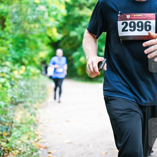 12.10.2025 - Bramfelder Halbmarathon 2025 Dr. Thomas Lammeyer http://msf.ph/oto/9356902 12.10.2025 10:59:08 Laufen 34, 2996 meine-sportfotos.de
