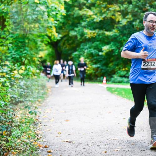 12.10.2025 - Bramfelder Halbmarathon 2025 Dr. Thomas Lammeyer http://msf.ph/oto/9356920 12.10.2025 10:59:12 Laufen 2232 meine-sportfotos.de