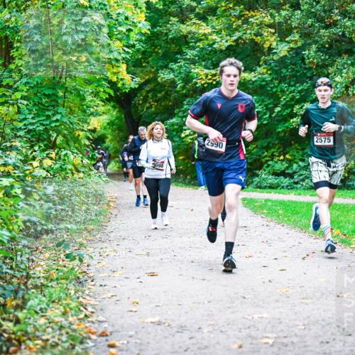 12.10.2025 - Bramfelder Halbmarathon 2025 Dr. Thomas Lammeyer http://msf.ph/oto/9356945 12.10.2025 10:59:19 Laufen 098, 2990, 2575, 29 meine-sportfotos.de
