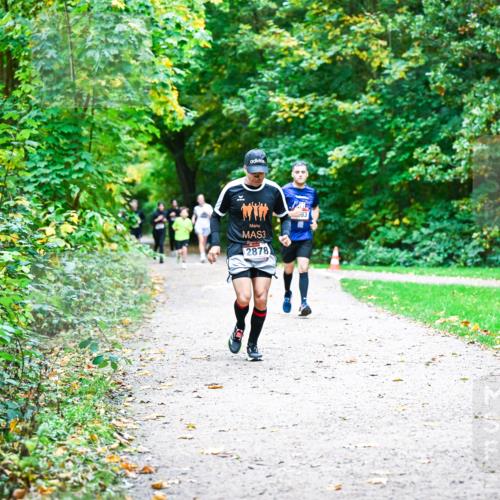 12.10.2025 - Bramfelder Halbmarathon 2025 Dr. Thomas Lammeyer http://msf.ph/oto/9357010 12.10.2025 10:59:29 Laufen 3, 2878 meine-sportfotos.de