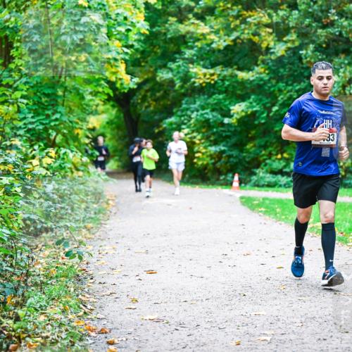 12.10.2025 - Bramfelder Halbmarathon 2025 Dr. Thomas Lammeyer http://msf.ph/oto/9357029 12.10.2025 10:59:32 Laufen  meine-sportfotos.de