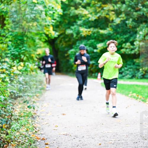 12.10.2025 - Bramfelder Halbmarathon 2025 Dr. Thomas Lammeyer http://msf.ph/oto/9357062 12.10.2025 10:59:39 Laufen  meine-sportfotos.de