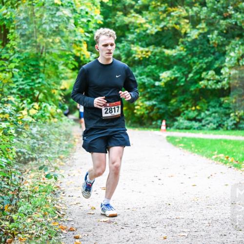 12.10.2025 - Bramfelder Halbmarathon 2025 Dr. Thomas Lammeyer http://msf.ph/oto/9357095 12.10.2025 10:59:44 Laufen 2817 meine-sportfotos.de