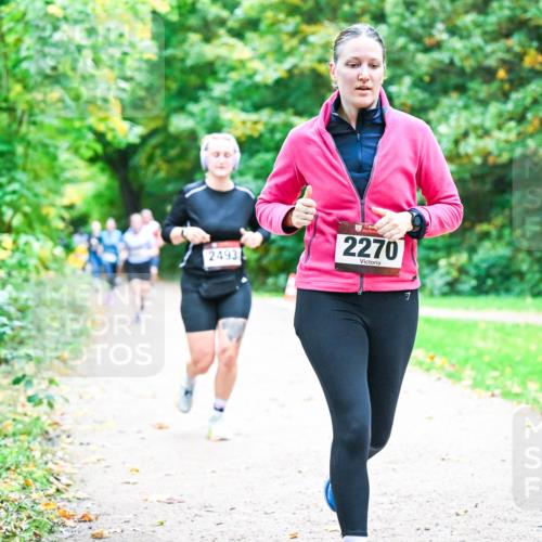 12.10.2025 - Bramfelder Halbmarathon 2025 Dr. Thomas Lammeyer http://msf.ph/oto/9357155 12.10.2025 10:59:55 Laufen 2493, 2270, 7 meine-sportfotos.de