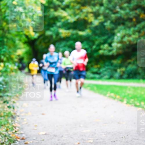 12.10.2025 - Bramfelder Halbmarathon 2025 Dr. Thomas Lammeyer http://msf.ph/oto/9357194 12.10.2025 11:00:02 Laufen  meine-sportfotos.de