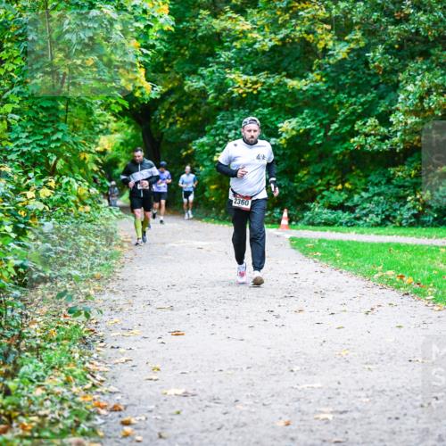 12.10.2025 - Bramfelder Halbmarathon 2025 Dr. Thomas Lammeyer http://msf.ph/oto/9357237 12.10.2025 11:00:11 Laufen 2360 meine-sportfotos.de