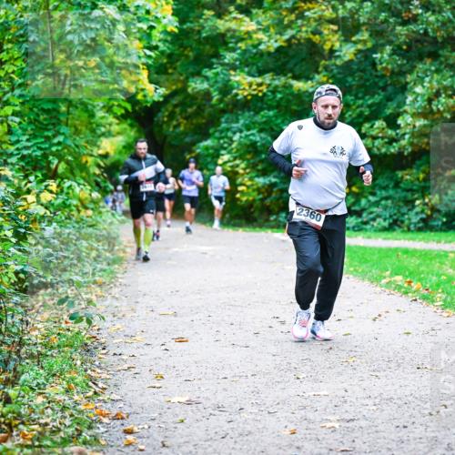 12.10.2025 - Bramfelder Halbmarathon 2025 Dr. Thomas Lammeyer http://msf.ph/oto/9357248 12.10.2025 11:00:13 Laufen 2411, 2360 meine-sportfotos.de