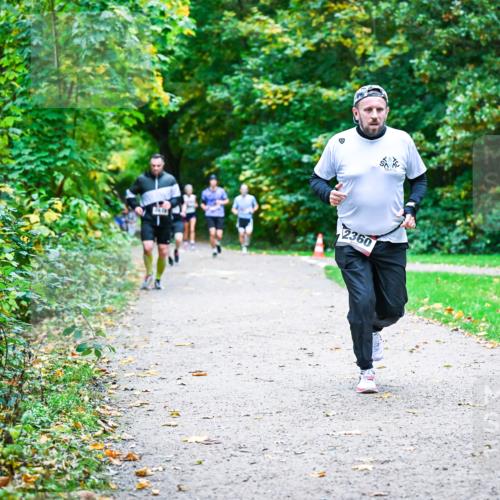 12.10.2025 - Bramfelder Halbmarathon 2025 Dr. Thomas Lammeyer http://msf.ph/oto/9357250 12.10.2025 11:00:13 Laufen 2360 meine-sportfotos.de
