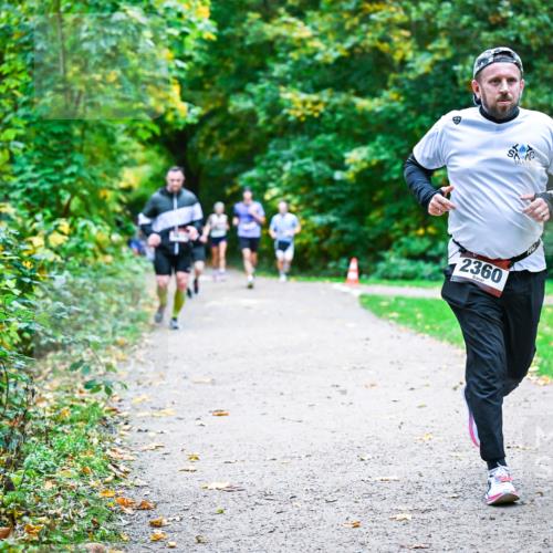 12.10.2025 - Bramfelder Halbmarathon 2025 Dr. Thomas Lammeyer http://msf.ph/oto/9357255 12.10.2025 11:00:13 Laufen 2360 meine-sportfotos.de