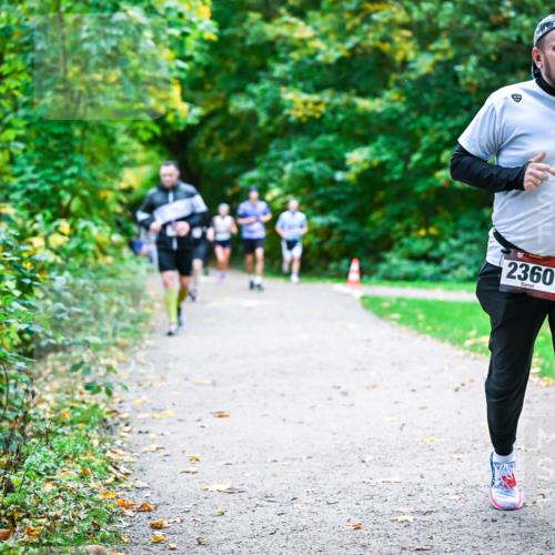 12.10.2025 - Bramfelder Halbmarathon 2025 Dr. Thomas Lammeyer http://msf.ph/oto/9357257 12.10.2025 11:00:14 Laufen 2360 meine-sportfotos.de