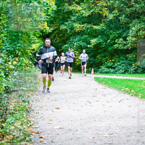 12.10.2025 - Bramfelder Halbmarathon 2025 Dr. Thomas Lammeyer http://msf.ph/oto/9357263 12.10.2025 11:00:15 Laufen 2615, 2561 meine-sportfotos.de