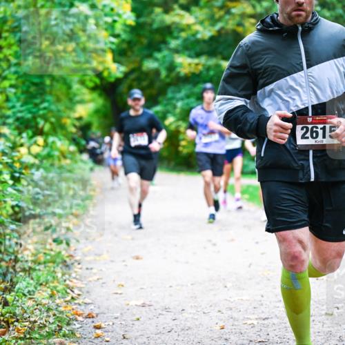 12.10.2025 - Bramfelder Halbmarathon 2025 Dr. Thomas Lammeyer http://msf.ph/oto/9357283 12.10.2025 11:00:19 Laufen 3, 34, 2615 meine-sportfotos.de