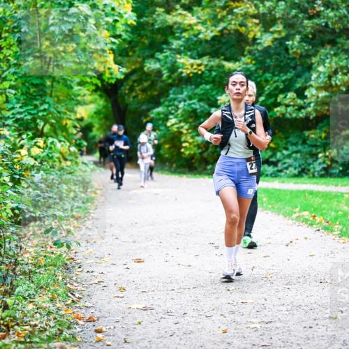12.10.2025 - Bramfelder Halbmarathon 2025 Dr. Thomas Lammeyer http://msf.ph/oto/9357318 12.10.2025 11:00:25 Laufen 27 meine-sportfotos.de