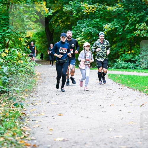 12.10.2025 - Bramfelder Halbmarathon 2025 Dr. Thomas Lammeyer http://msf.ph/oto/9357338 12.10.2025 11:00:30 Laufen 2170, 2168, 2053 meine-sportfotos.de