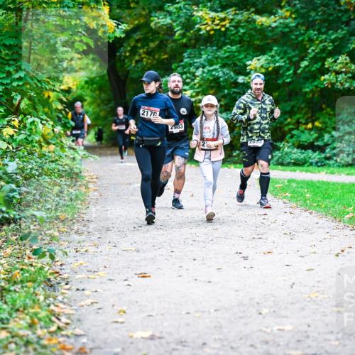 12.10.2025 - Bramfelder Halbmarathon 2025 Dr. Thomas Lammeyer http://msf.ph/oto/9357340 12.10.2025 11:00:30 Laufen 2170, 2983 meine-sportfotos.de