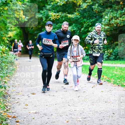 12.10.2025 - Bramfelder Halbmarathon 2025 Dr. Thomas Lammeyer http://msf.ph/oto/9357356 12.10.2025 11:00:33 Laufen 217, 2983, 216, 2093 meine-sportfotos.de