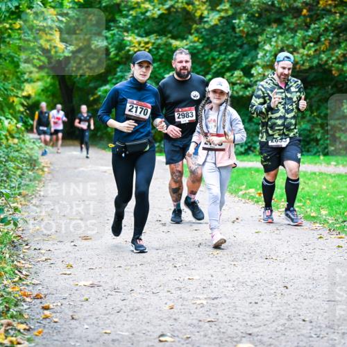 12.10.2025 - Bramfelder Halbmarathon 2025 Dr. Thomas Lammeyer http://msf.ph/oto/9357358 12.10.2025 11:00:33 Laufen 2170, 2983, 2053 meine-sportfotos.de