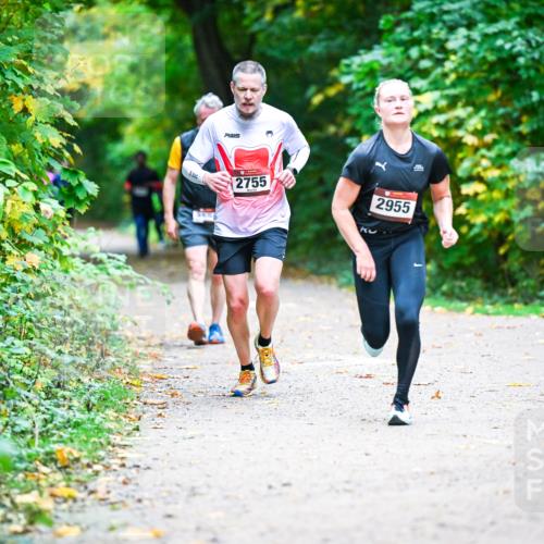 12.10.2025 - Bramfelder Halbmarathon 2025 Dr. Thomas Lammeyer http://msf.ph/oto/9357372 12.10.2025 11:00:38 Laufen 2755, 2955 meine-sportfotos.de