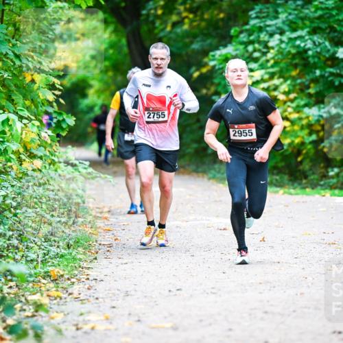12.10.2025 - Bramfelder Halbmarathon 2025 Dr. Thomas Lammeyer http://msf.ph/oto/9357375 12.10.2025 11:00:38 Laufen 2755, 2955 meine-sportfotos.de