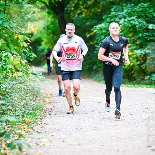 12.10.2025 - Bramfelder Halbmarathon 2025 Dr. Thomas Lammeyer http://msf.ph/oto/9357377 12.10.2025 11:00:39 Laufen 2755, 2955 meine-sportfotos.de