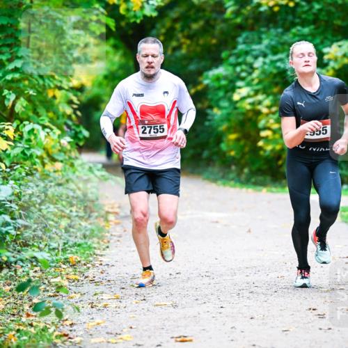 12.10.2025 - Bramfelder Halbmarathon 2025 Dr. Thomas Lammeyer http://msf.ph/oto/9357386 12.10.2025 11:00:40 Laufen 2755, 955 meine-sportfotos.de