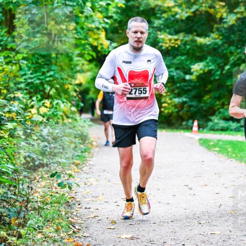 12.10.2025 - Bramfelder Halbmarathon 2025 Dr. Thomas Lammeyer http://msf.ph/oto/9357397 12.10.2025 11:00:42 Laufen 2755, 2955 meine-sportfotos.de