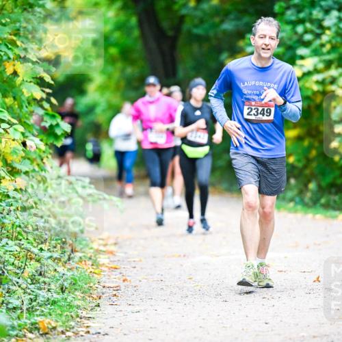 12.10.2025 - Bramfelder Halbmarathon 2025 Dr. Thomas Lammeyer http://msf.ph/oto/9357440 12.10.2025 11:00:59 Laufen 2349 meine-sportfotos.de