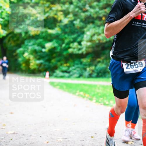 12.10.2025 - Bramfelder Halbmarathon 2025 Dr. Thomas Lammeyer http://msf.ph/oto/9357510 12.10.2025 11:01:14 Laufen 120, 2659, 8 meine-sportfotos.de