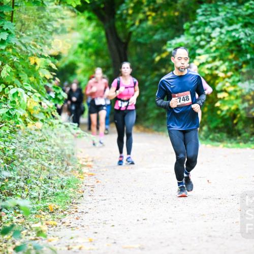 12.10.2025 - Bramfelder Halbmarathon 2025 Dr. Thomas Lammeyer http://msf.ph/oto/9357529 12.10.2025 11:01:19 Laufen 89, 748 meine-sportfotos.de