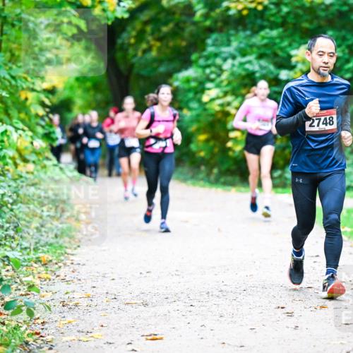 12.10.2025 - Bramfelder Halbmarathon 2025 Dr. Thomas Lammeyer http://msf.ph/oto/9357546 12.10.2025 11:01:22 Laufen 2748 meine-sportfotos.de