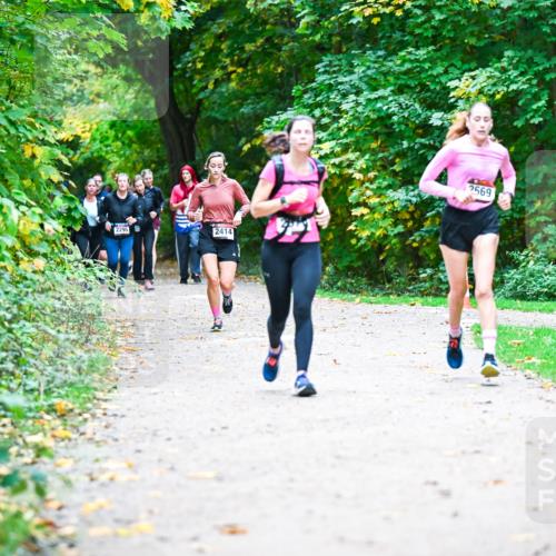 12.10.2025 - Bramfelder Halbmarathon 2025 Dr. Thomas Lammeyer http://msf.ph/oto/9357555 12.10.2025 11:01:23 Laufen 2295, 2295, 2414, 2669 meine-sportfotos.de