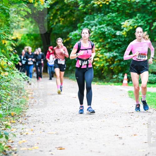12.10.2025 - Bramfelder Halbmarathon 2025 Dr. Thomas Lammeyer http://msf.ph/oto/9357558 12.10.2025 11:01:24 Laufen 6992 meine-sportfotos.de