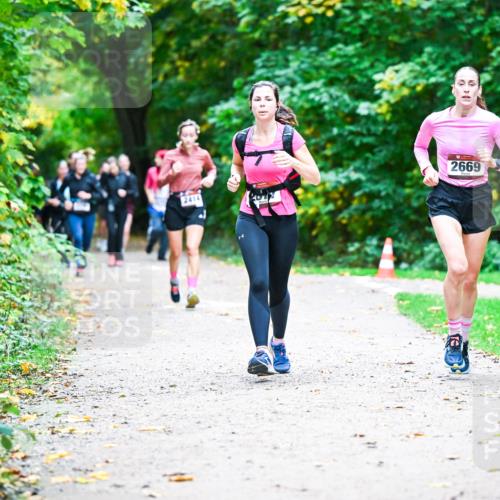 12.10.2025 - Bramfelder Halbmarathon 2025 Dr. Thomas Lammeyer http://msf.ph/oto/9357561 12.10.2025 11:01:24 Laufen 2414, 2669 meine-sportfotos.de