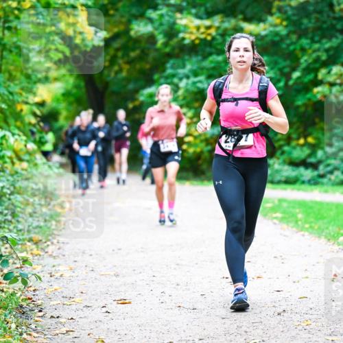 12.10.2025 - Bramfelder Halbmarathon 2025 Dr. Thomas Lammeyer http://msf.ph/oto/9357575 12.10.2025 11:01:26 Laufen 28, 84 meine-sportfotos.de