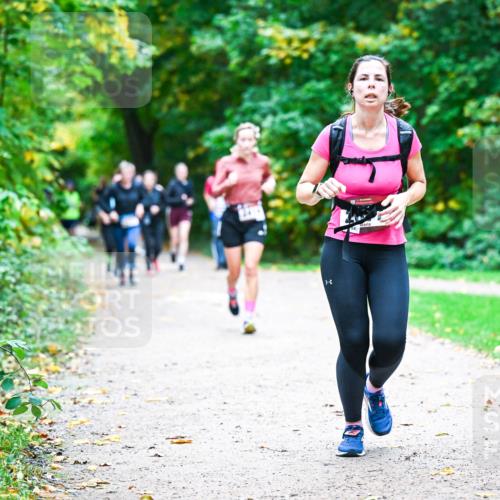 12.10.2025 - Bramfelder Halbmarathon 2025 Dr. Thomas Lammeyer http://msf.ph/oto/9357576 12.10.2025 11:01:26 Laufen  meine-sportfotos.de