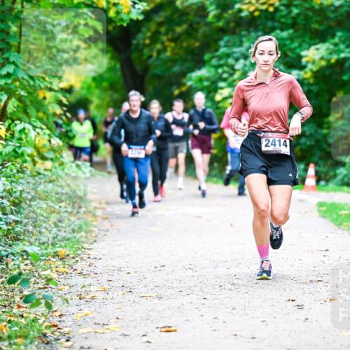 12.10.2025 - Bramfelder Halbmarathon 2025 Dr. Thomas Lammeyer http://msf.ph/oto/9357585 12.10.2025 11:01:28 Laufen 2414 meine-sportfotos.de