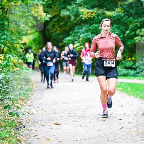 12.10.2025 - Bramfelder Halbmarathon 2025 Dr. Thomas Lammeyer http://msf.ph/oto/9357591 12.10.2025 11:01:29 Laufen 2414 meine-sportfotos.de