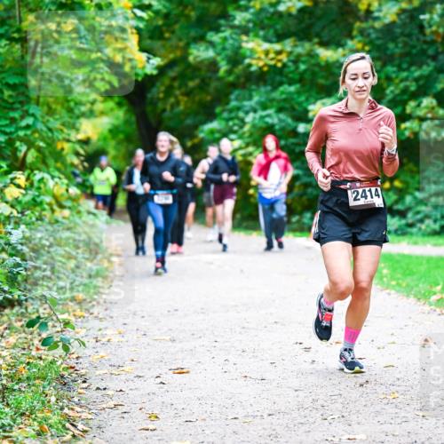 12.10.2025 - Bramfelder Halbmarathon 2025 Dr. Thomas Lammeyer http://msf.ph/oto/9357594 12.10.2025 11:01:30 Laufen 2414 meine-sportfotos.de