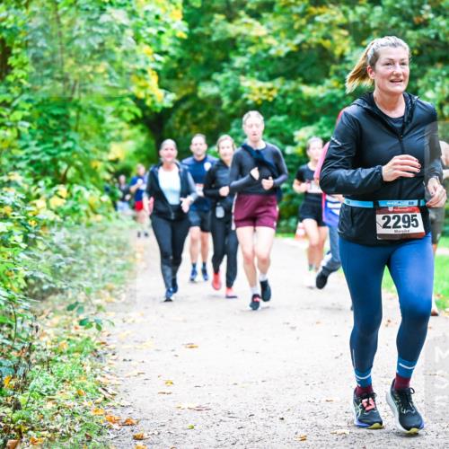12.10.2025 - Bramfelder Halbmarathon 2025 Dr. Thomas Lammeyer http://msf.ph/oto/9357625 12.10.2025 11:01:35 Laufen 2295 meine-sportfotos.de