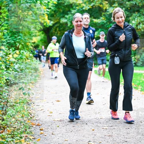 12.10.2025 - Bramfelder Halbmarathon 2025 Dr. Thomas Lammeyer http://msf.ph/oto/9357643 12.10.2025 11:01:38 Laufen  meine-sportfotos.de