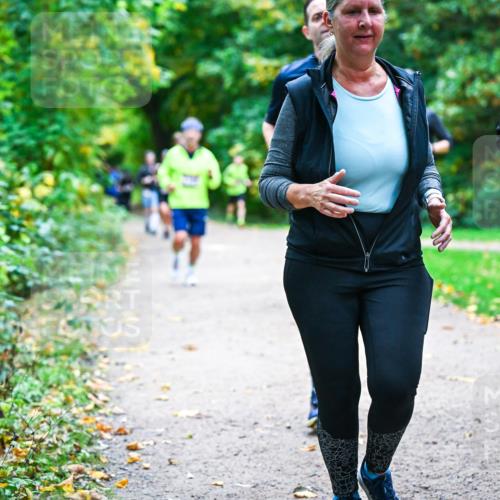 12.10.2025 - Bramfelder Halbmarathon 2025 Dr. Thomas Lammeyer http://msf.ph/oto/9357649 12.10.2025 11:01:39 Laufen  meine-sportfotos.de