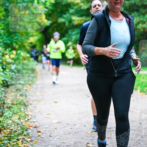 12.10.2025 - Bramfelder Halbmarathon 2025 Dr. Thomas Lammeyer http://msf.ph/oto/9357650 12.10.2025 11:01:39 Laufen  meine-sportfotos.de