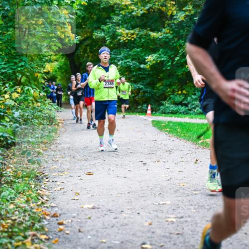 12.10.2025 - Bramfelder Halbmarathon 2025 Dr. Thomas Lammeyer http://msf.ph/oto/9357656 12.10.2025 11:01:40 Laufen 2389, 24 meine-sportfotos.de