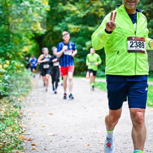 12.10.2025 - Bramfelder Halbmarathon 2025 Dr. Thomas Lammeyer http://msf.ph/oto/9357677 12.10.2025 11:01:44 Laufen 2389 meine-sportfotos.de