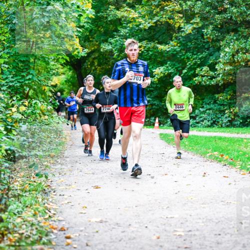 12.10.2025 - Bramfelder Halbmarathon 2025 Dr. Thomas Lammeyer http://msf.ph/oto/9357681 12.10.2025 11:01:44 Laufen 2944, 2740, 2703, 2446 meine-sportfotos.de