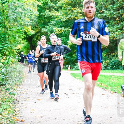 12.10.2025 - Bramfelder Halbmarathon 2025 Dr. Thomas Lammeyer http://msf.ph/oto/9357695 12.10.2025 11:01:46 Laufen 2740, 2944, 2703, 2446 meine-sportfotos.de