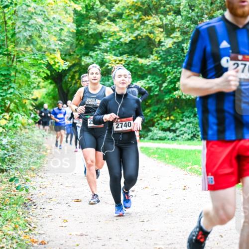 12.10.2025 - Bramfelder Halbmarathon 2025 Dr. Thomas Lammeyer http://msf.ph/oto/9357698 12.10.2025 11:01:47 Laufen 250, 12, 2740, 2703 meine-sportfotos.de